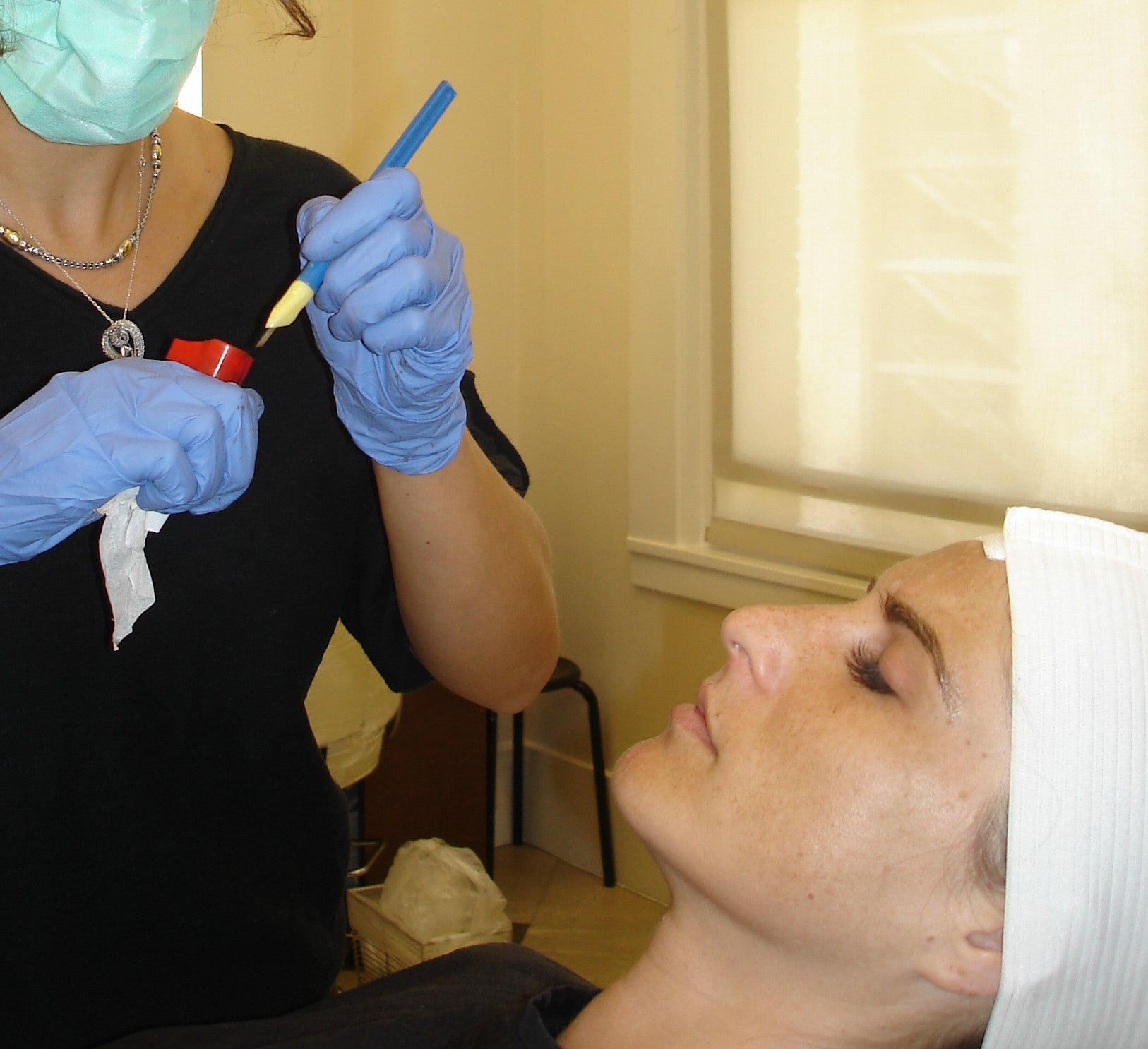 What Is The Best Method To Do Permanent Make-up?
